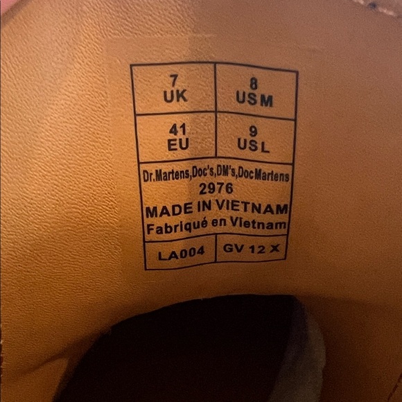 Dr. Martens Beige Chelsea Boots - Picture 6 of 7